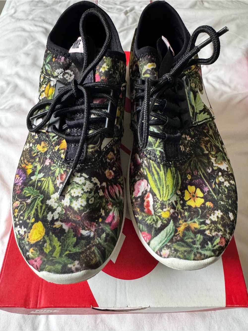 Floral Nike Women's Juvenate